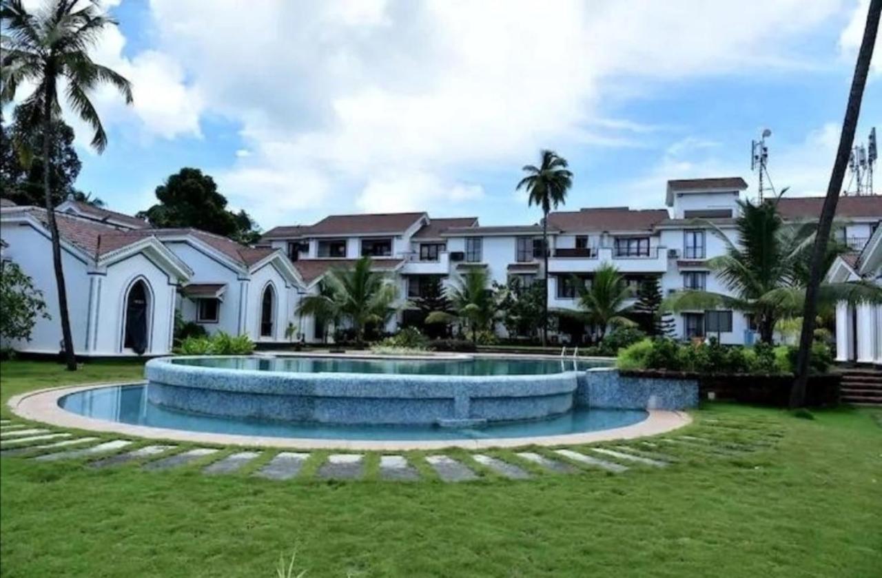 Villa Riviera Sapphire Siolim Esterno foto