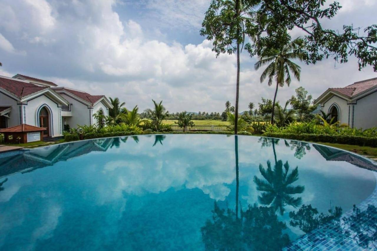 Villa Riviera Sapphire Siolim Esterno foto
