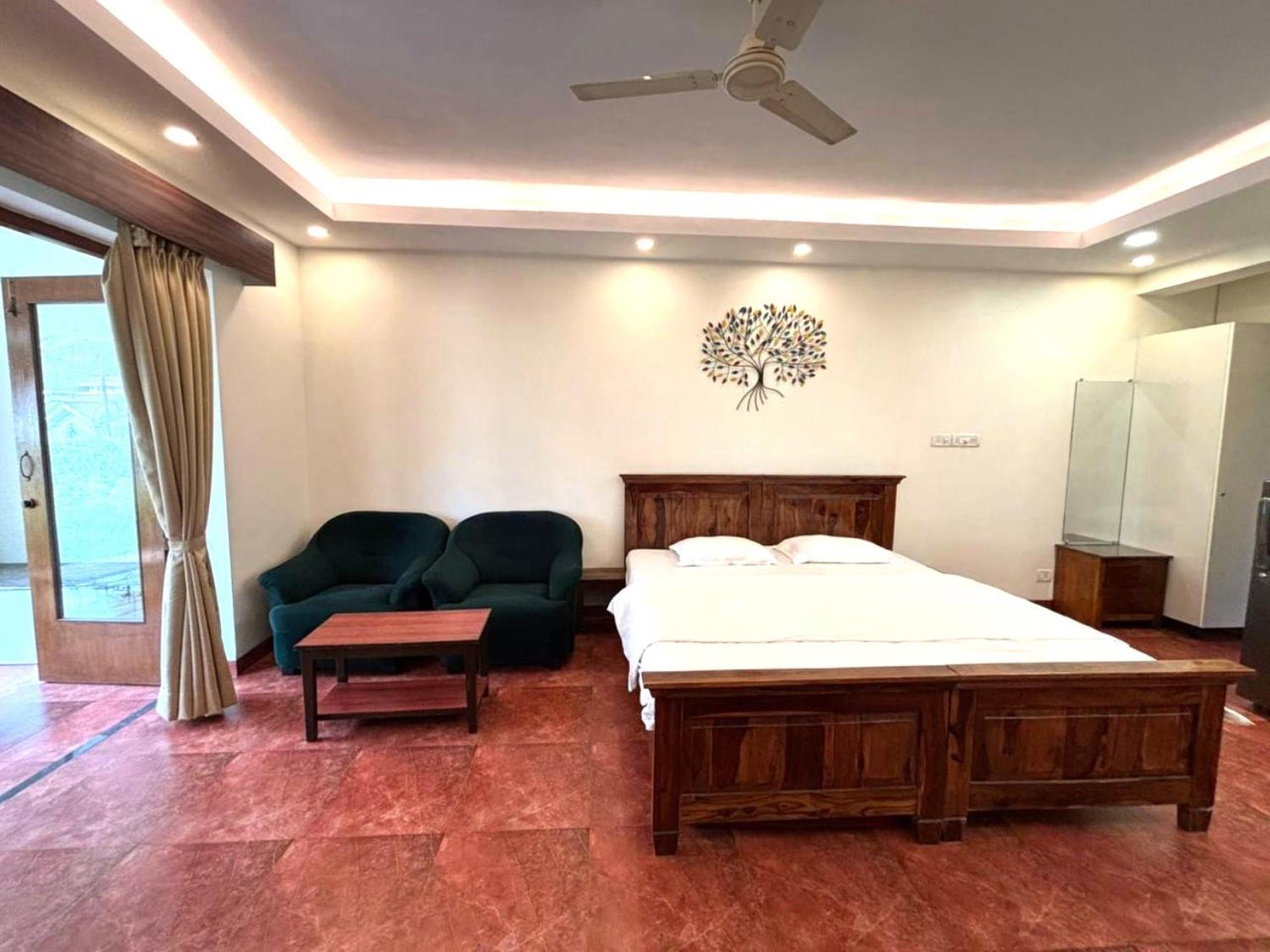 Villa Riviera Sapphire Siolim Esterno foto